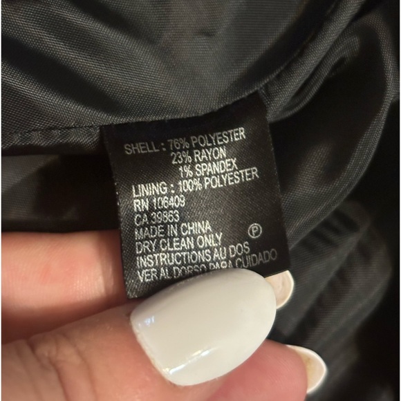 TAHARI ARTHUR S. LEVINE Checked Blazer - Picture 5 of 6